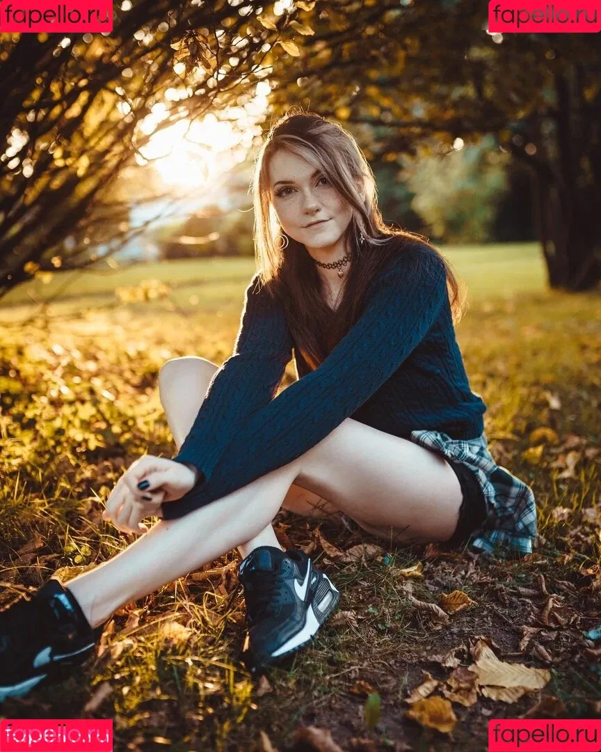 Lumenti Onlyfans Photo Gallery 
