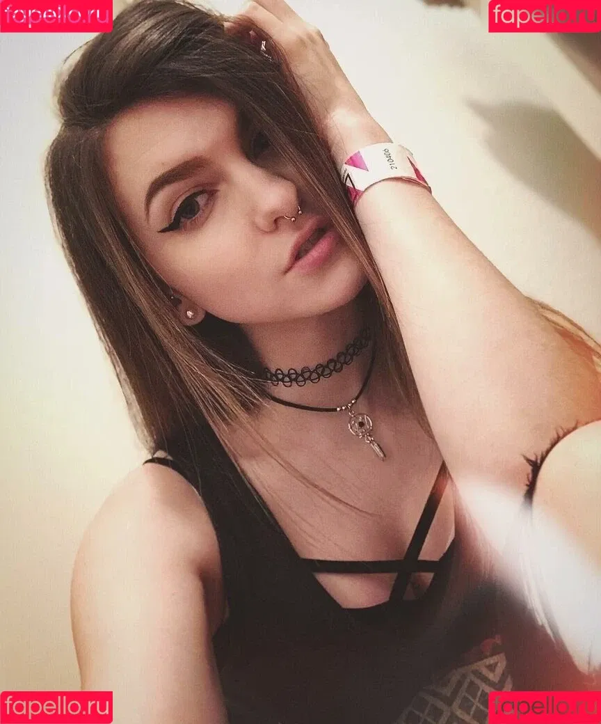 Lumenti Onlyfans Photo Gallery 