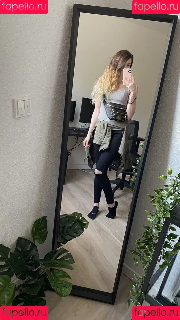 Lumenti Onlyfans Photo Gallery 