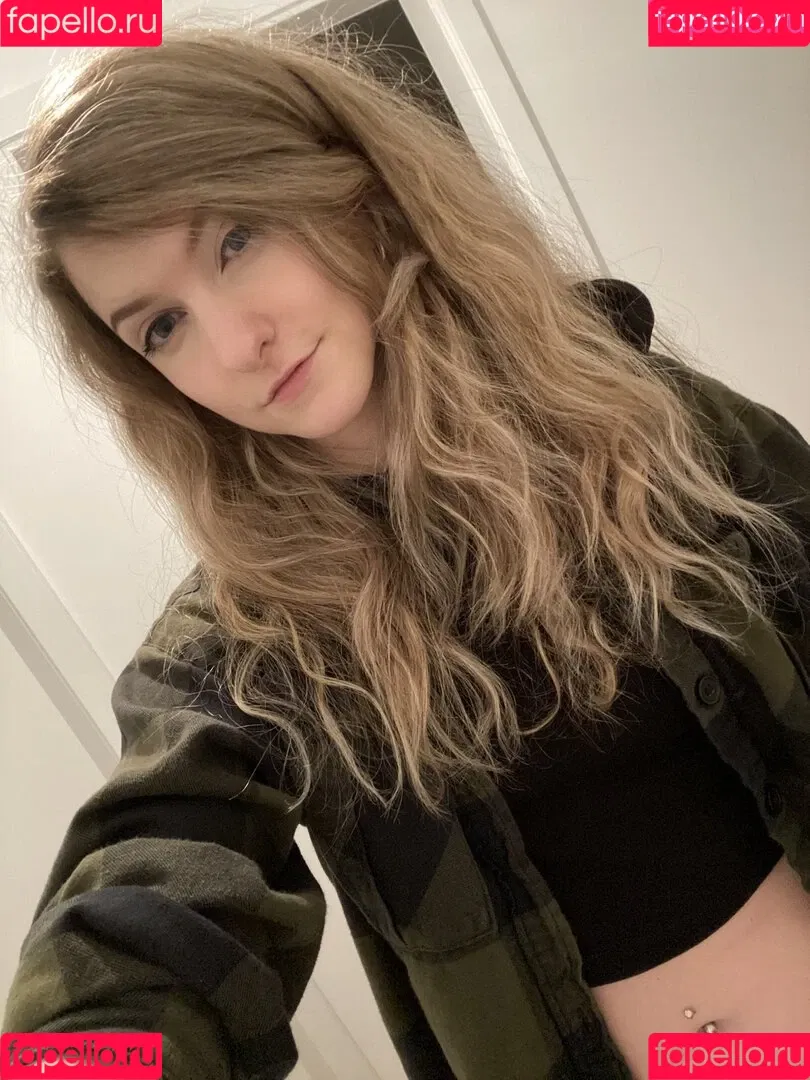 Lumenti Onlyfans Photo Gallery 
