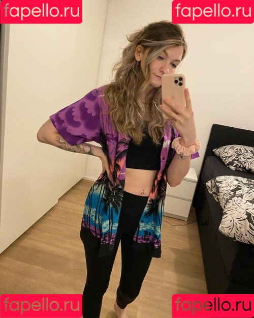 Lumenti Onlyfans Photo Gallery 