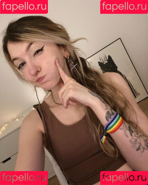 Lumenti Onlyfans Photo Gallery 