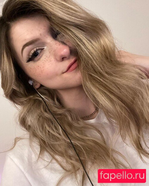 Lumenti Nude Onlyfans Photo 8