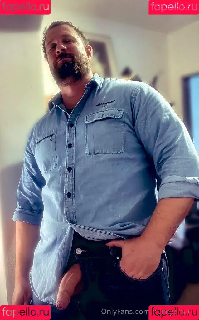 hunkyarthur Onlyfans Photo Gallery 