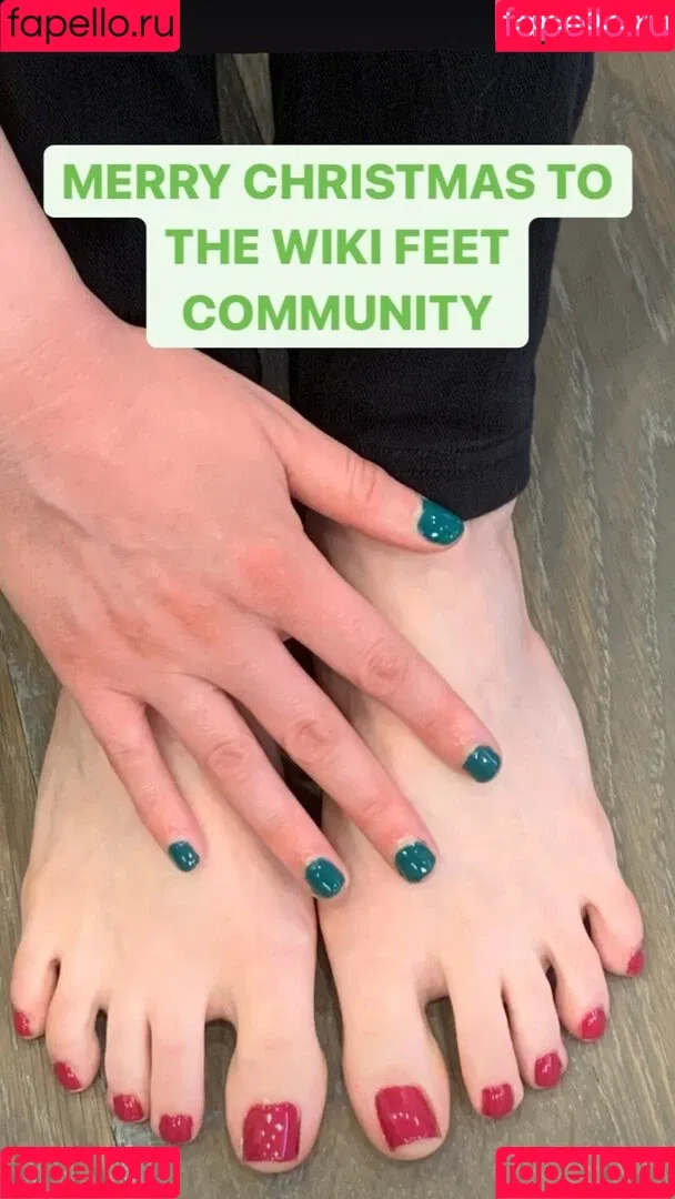 Allison Raskin Onlyfans Photo Gallery 