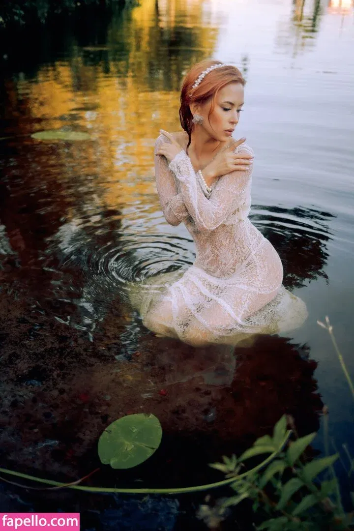 Oladushek11 aka Natasha Roik Onlyfans Photo Gallery 