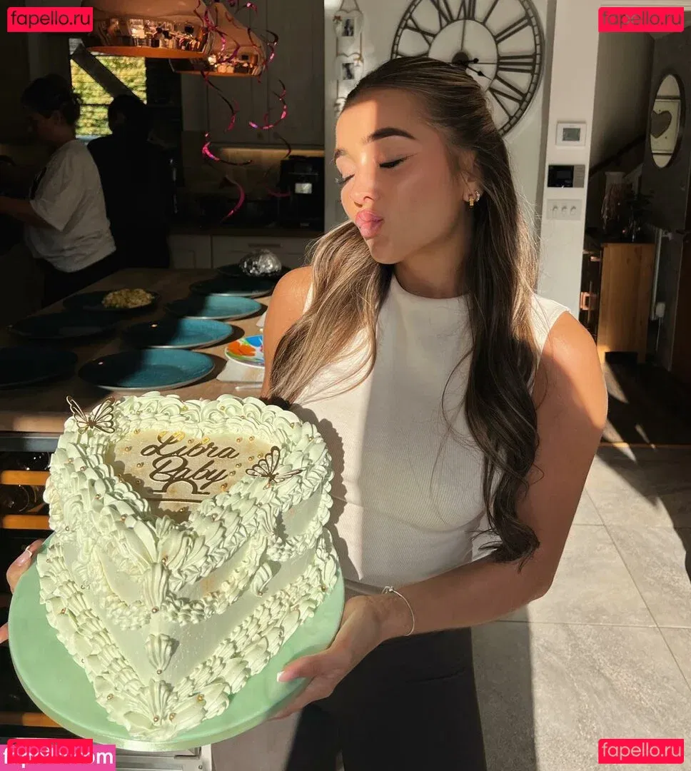 Lacey Fuller Onlyfans Photo Gallery 