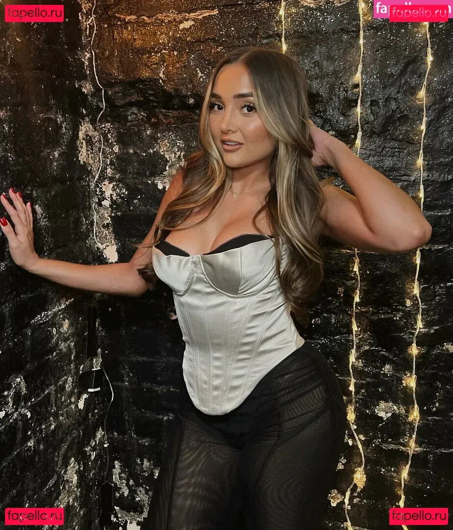 Lacey Fuller Onlyfans Photo Gallery 