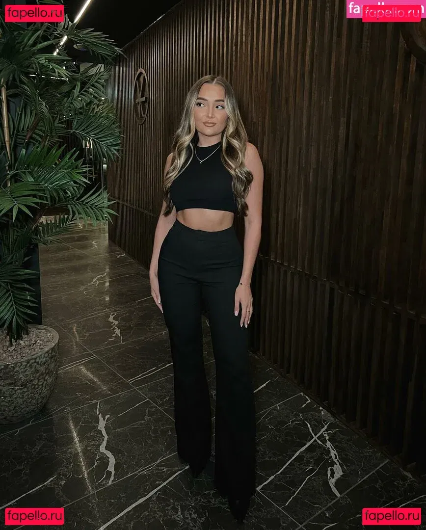 Lacey Fuller Onlyfans Photo Gallery 