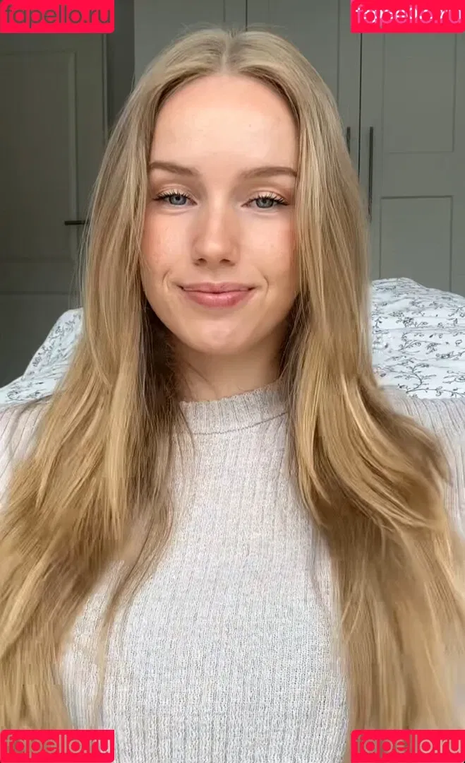 Nadine von relaxASMR Onlyfans Photo Gallery 