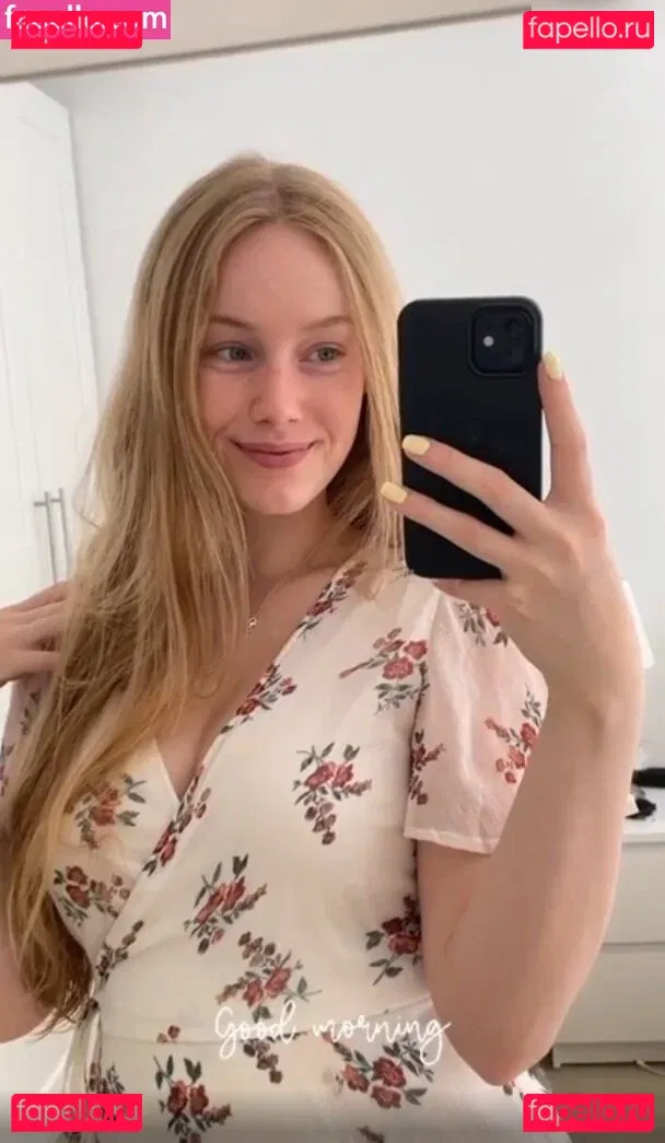 Nadine von relaxASMR Onlyfans Photo Gallery 