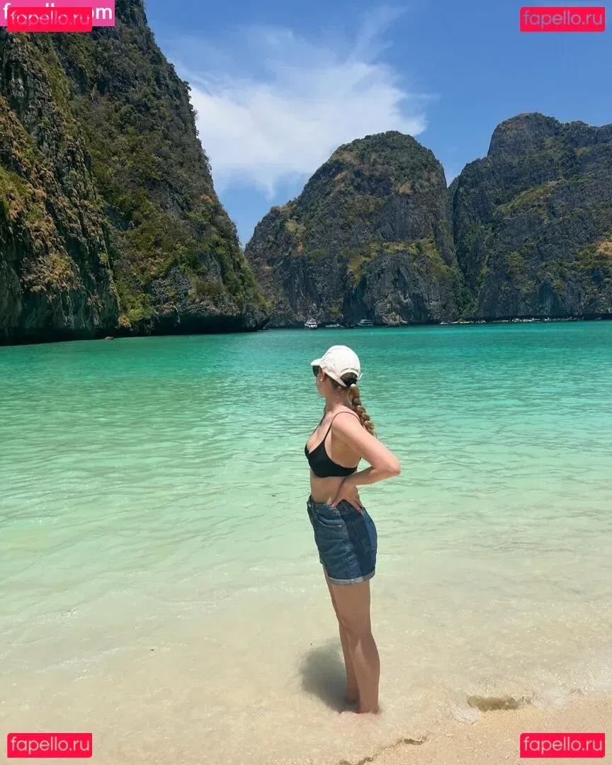 Nadine von relaxASMR Onlyfans Photo Gallery 