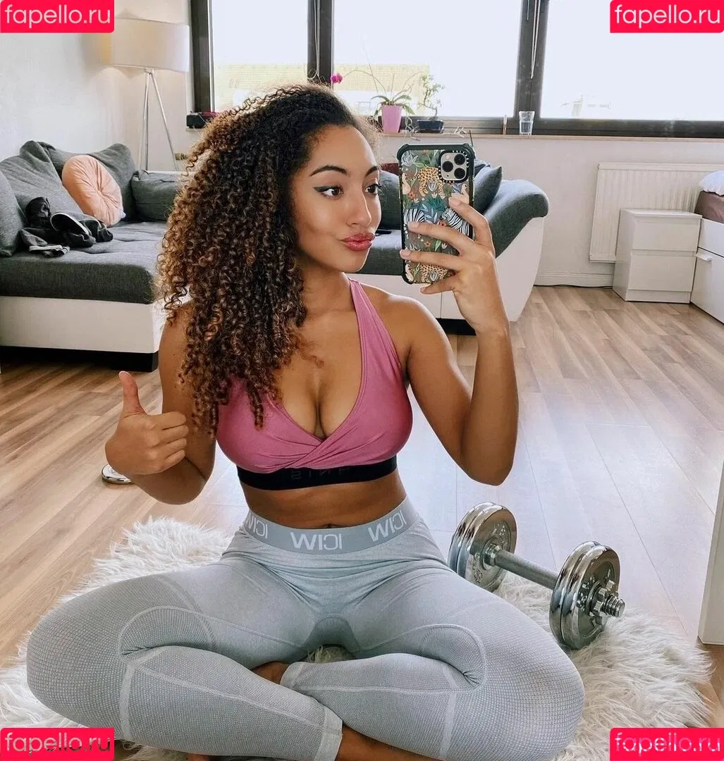 Amanda Ciss Onlyfans Photo Gallery 