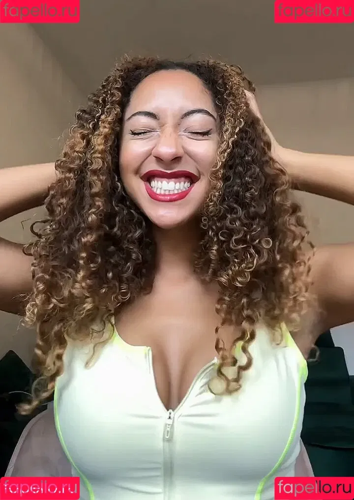 Amanda Ciss Onlyfans Photo Gallery 