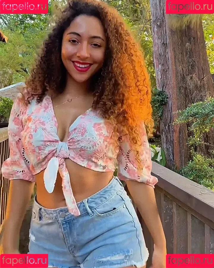 Amanda Ciss Onlyfans Photo Gallery 