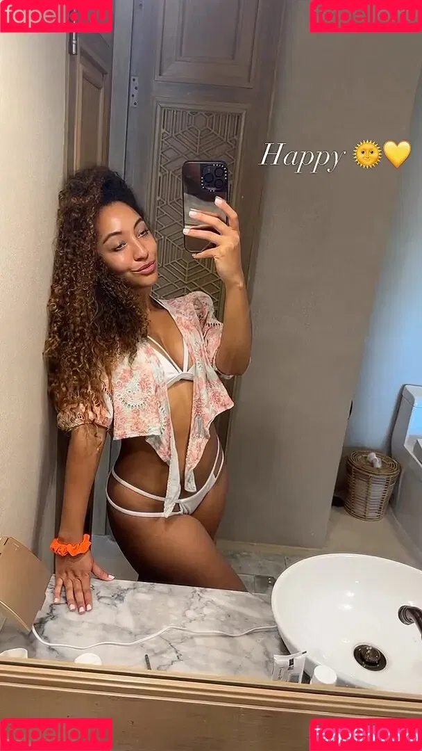 Amanda Ciss Onlyfans Photo Gallery 