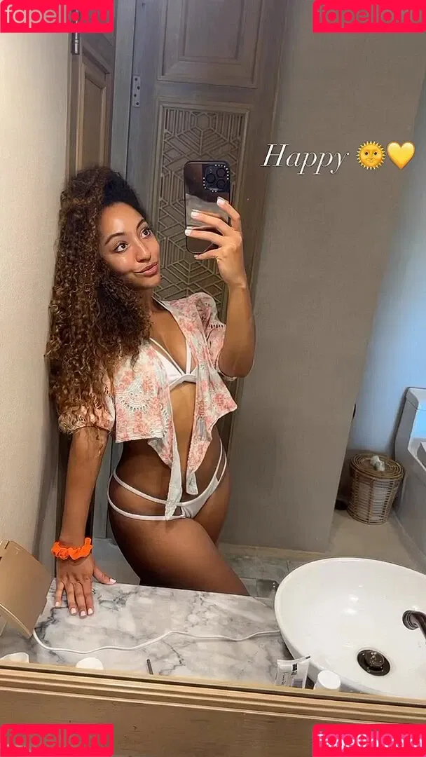 Amanda Ciss Onlyfans Photo Gallery 