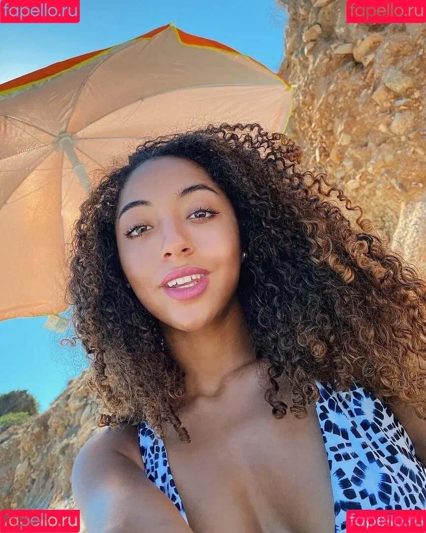 Amanda Ciss Onlyfans Photo Gallery 