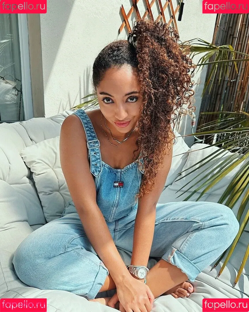 Amanda Ciss Onlyfans Photo Gallery 