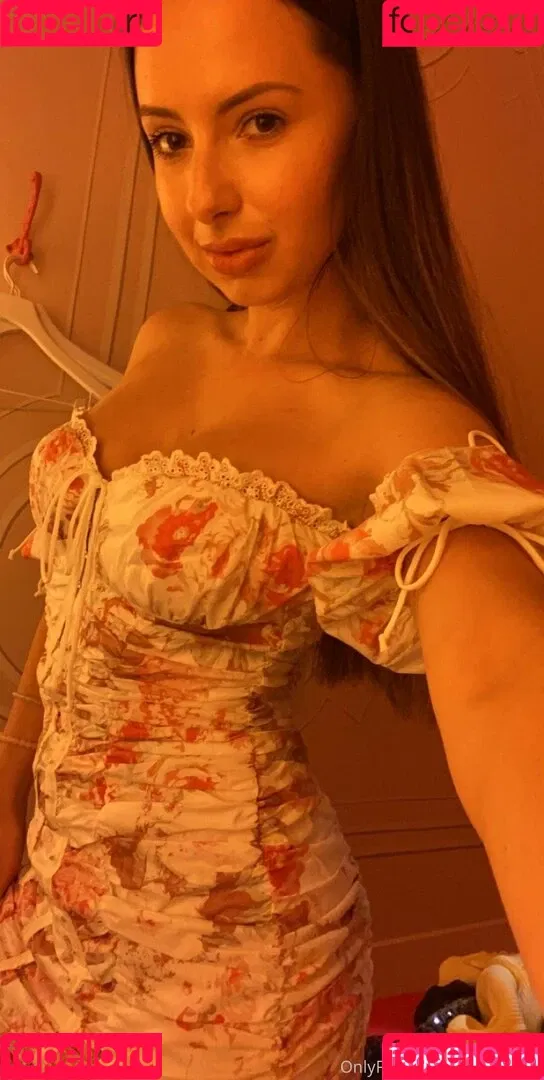 mollina_rae Onlyfans Photo Gallery 