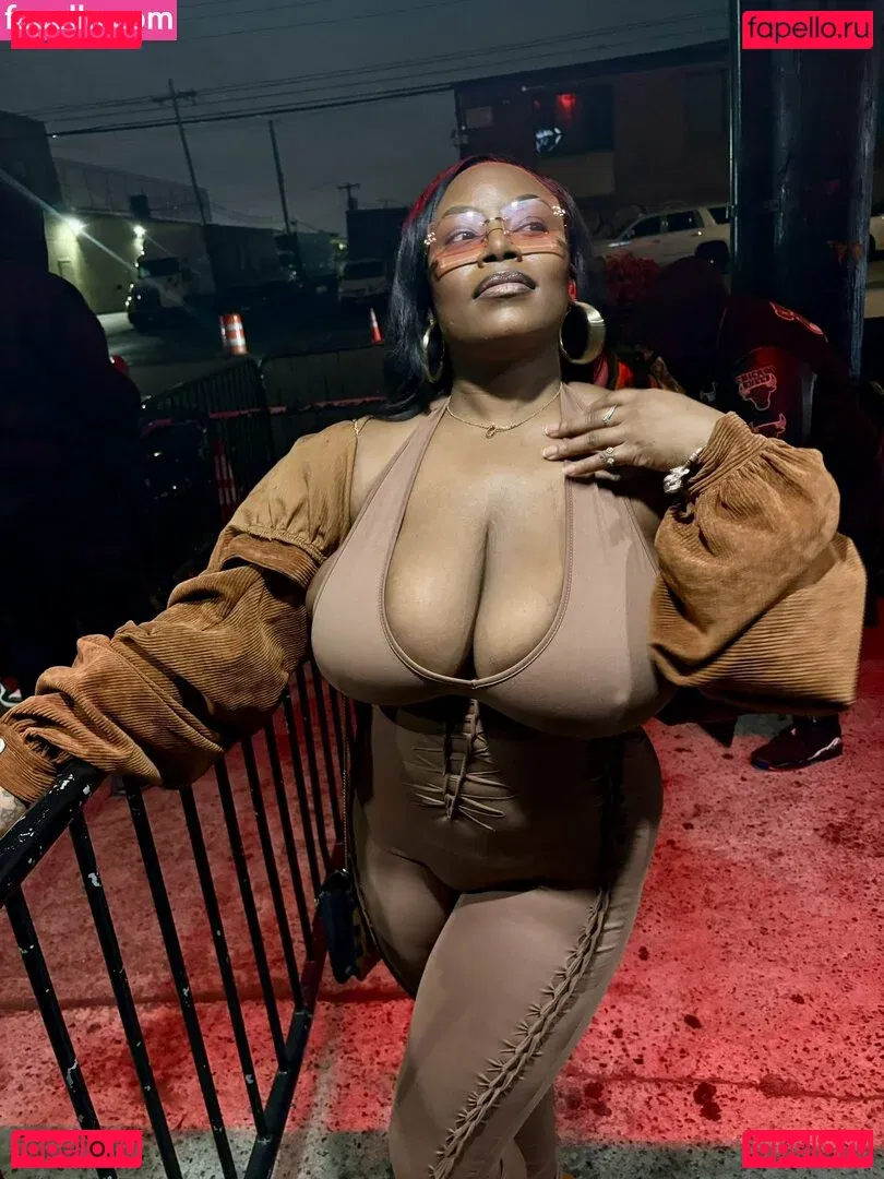 mollina_rae Onlyfans Photo Gallery 