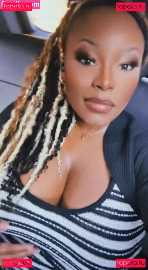 mollina_rae Onlyfans Photo Gallery 