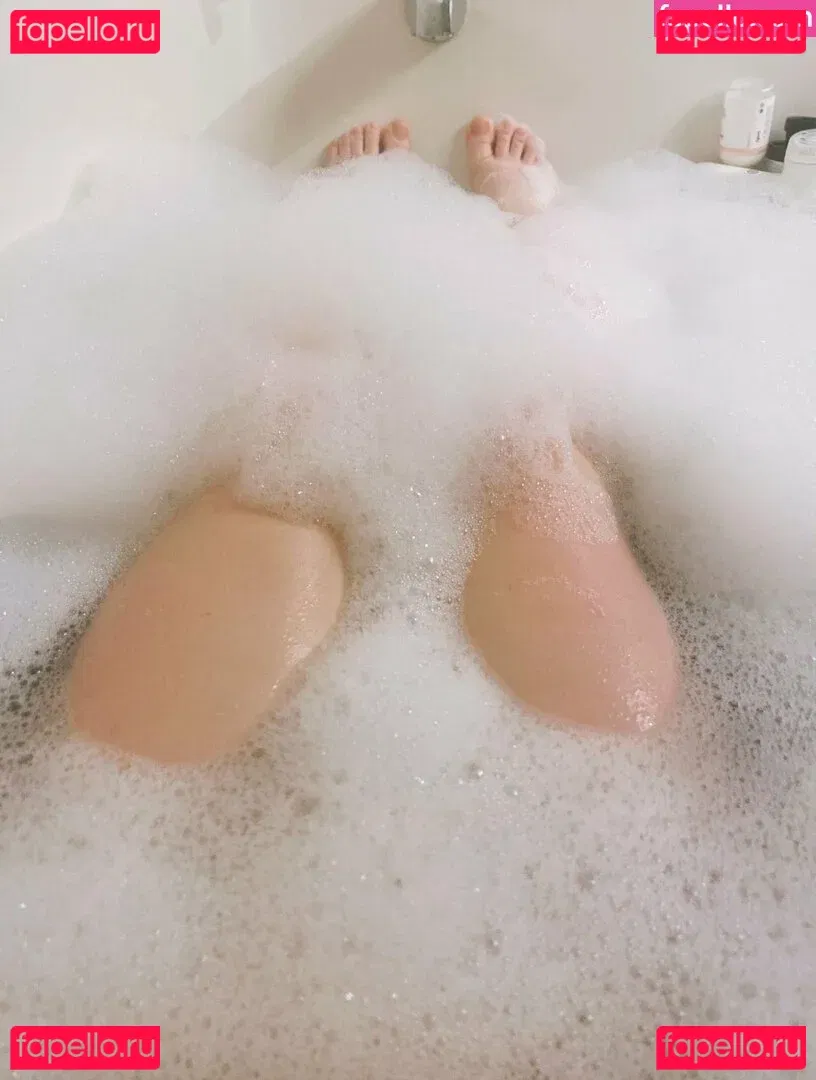 Emma Next Door Onlyfans Photo Gallery 