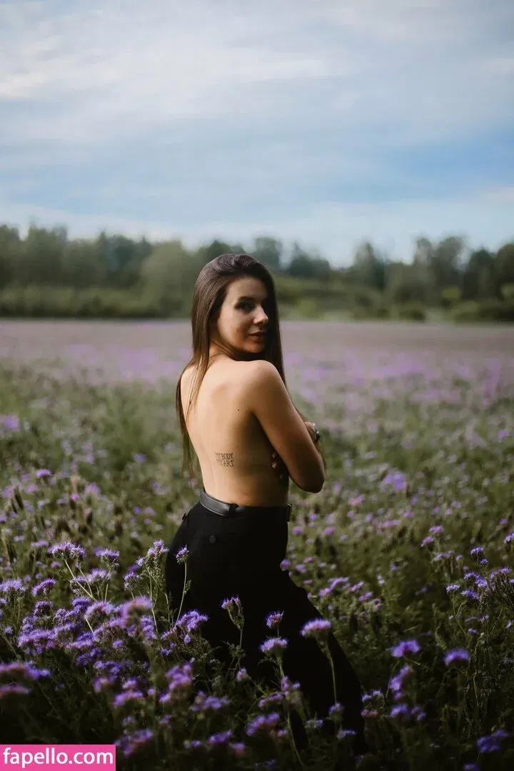 Goddess_Lada Onlyfans Photo Gallery 