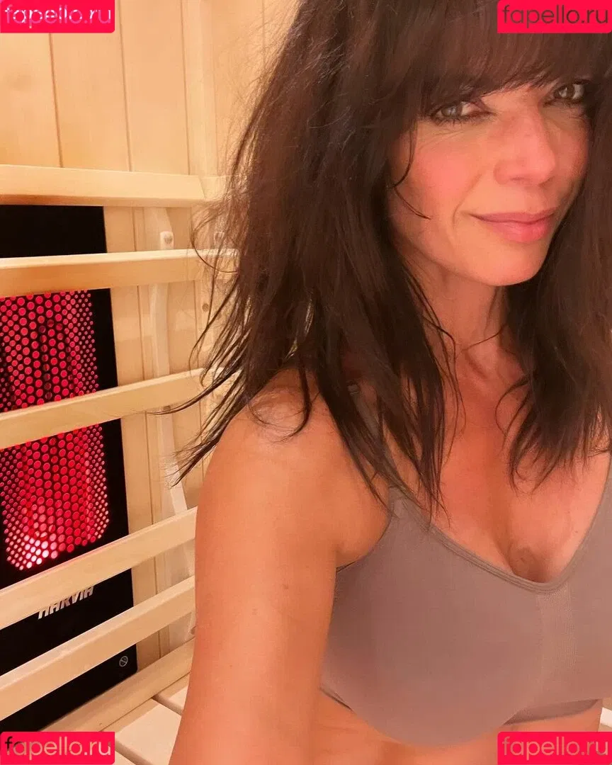 Jenny Powell Onlyfans Photo Gallery 
