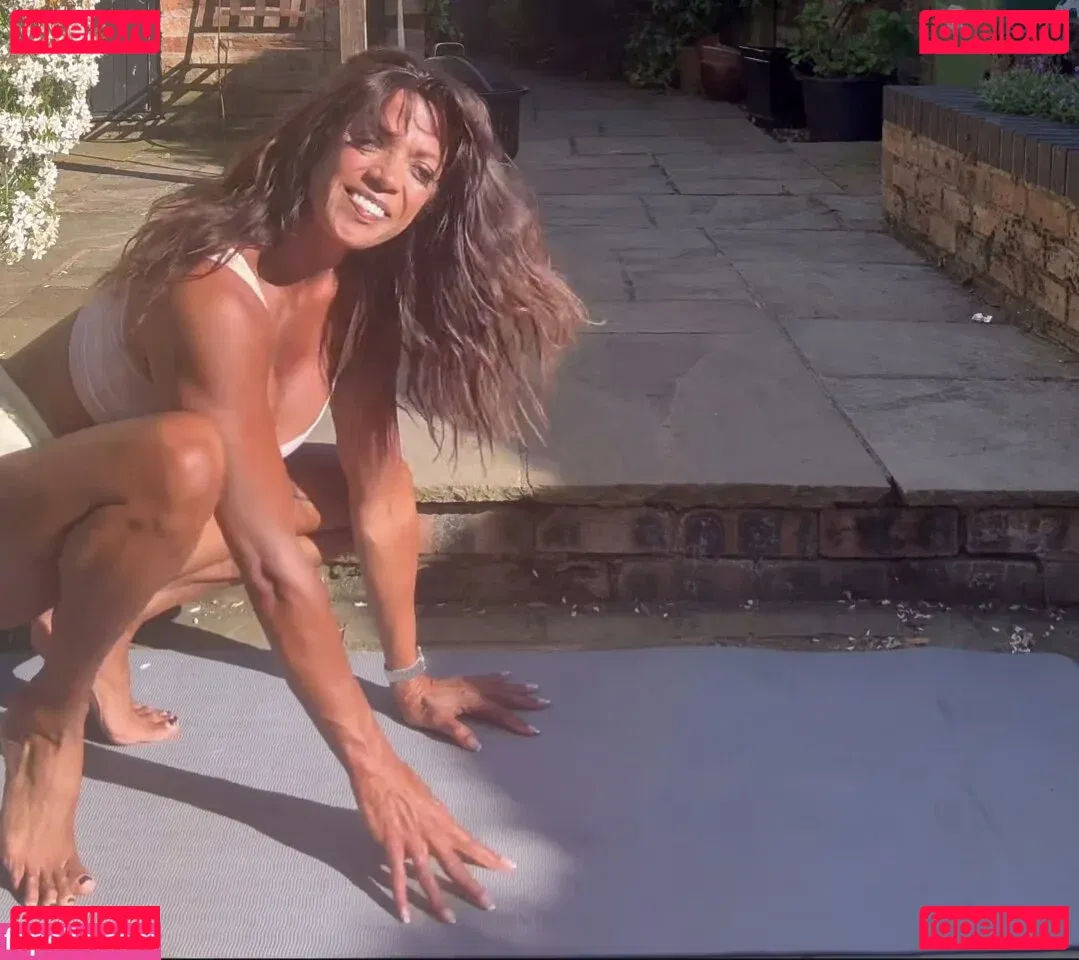 Jenny Powell Onlyfans Photo Gallery 