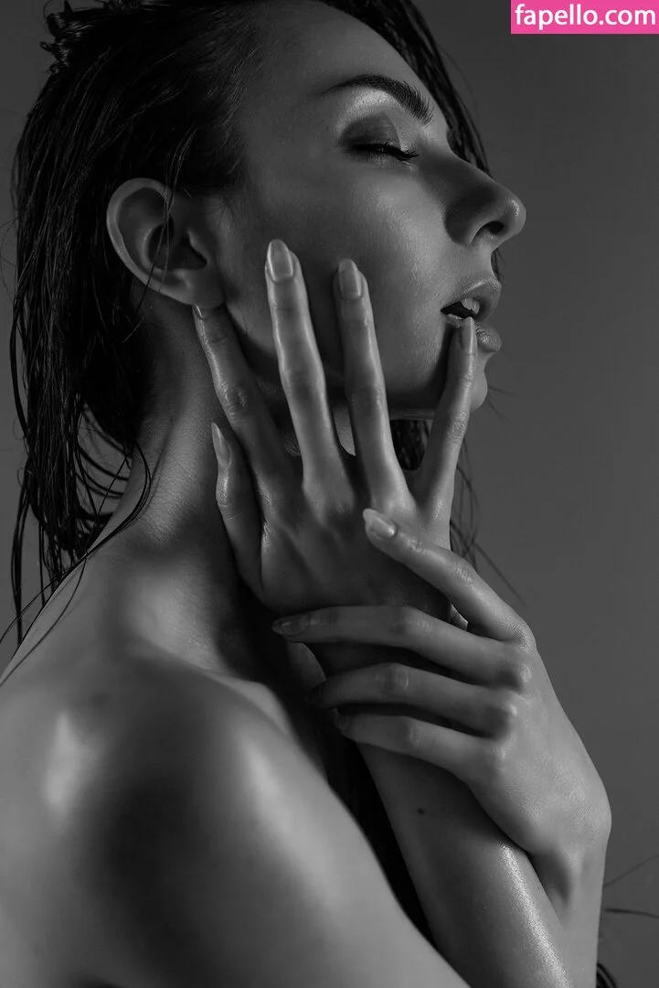 Marichka Onlyfans Photo Gallery 