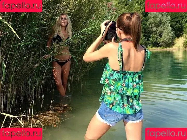 Ariane Schmidt Onlyfans Photo Gallery 