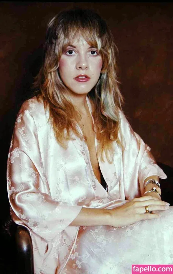 Stevie Nicks Onlyfans Photo Gallery 