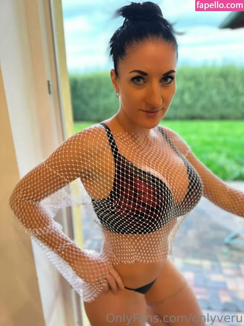 Onlyveru Onlyfans Photo Gallery 