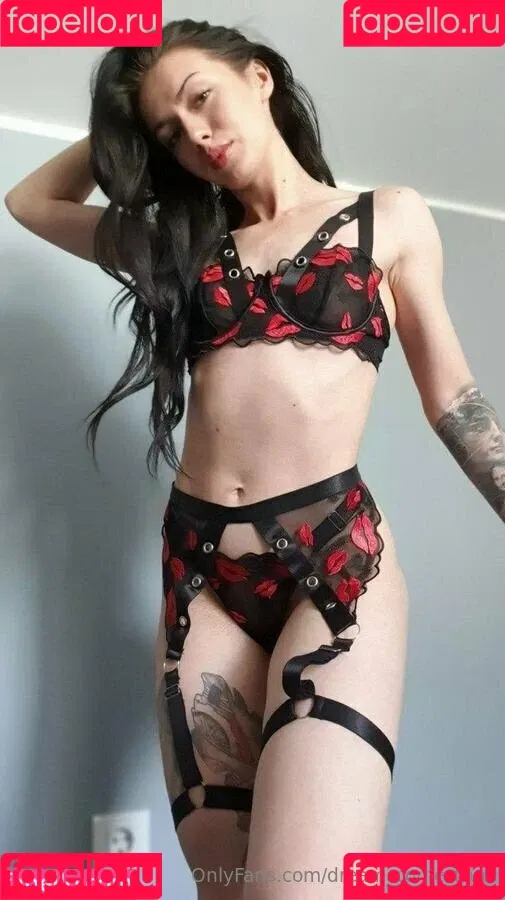 mi_mi_mi_mi Onlyfans Photo Gallery 