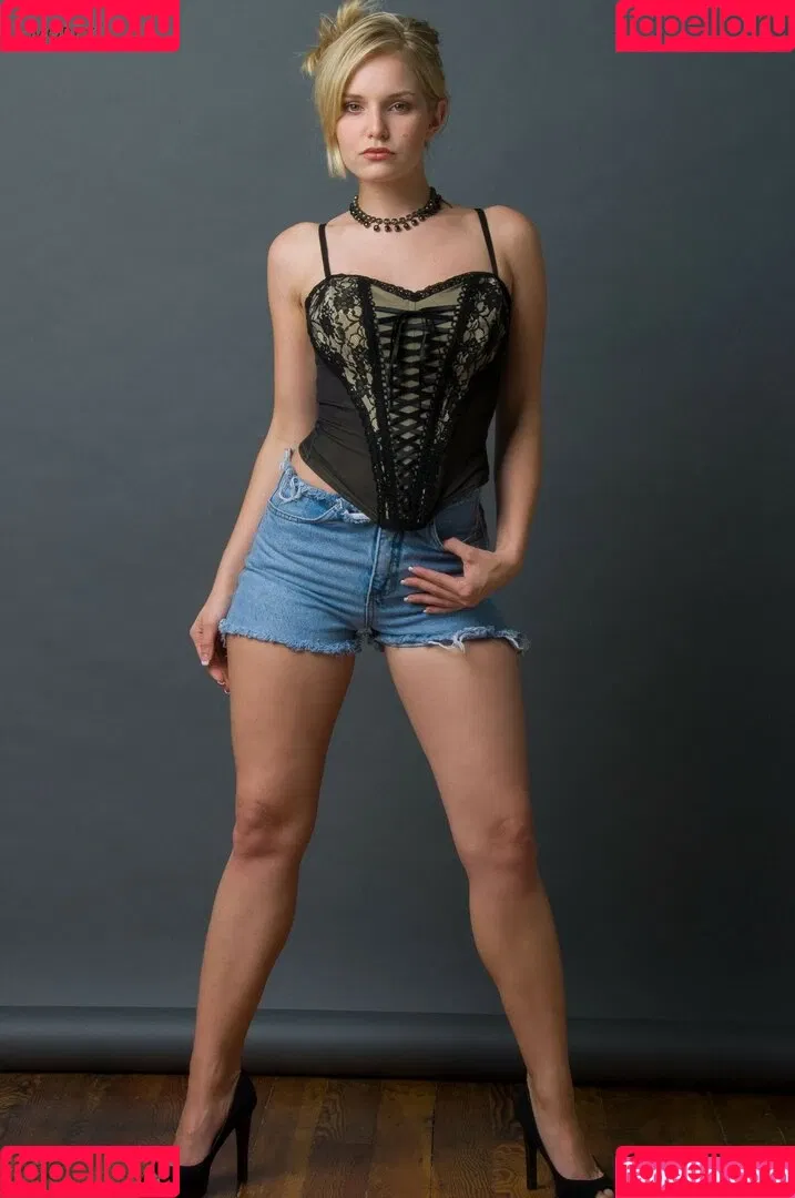 Liz Ashley Onlyfans Photo Gallery 