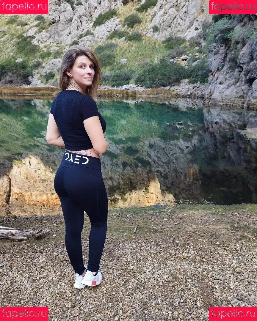 Christiiin Onlyfans Photo Gallery 