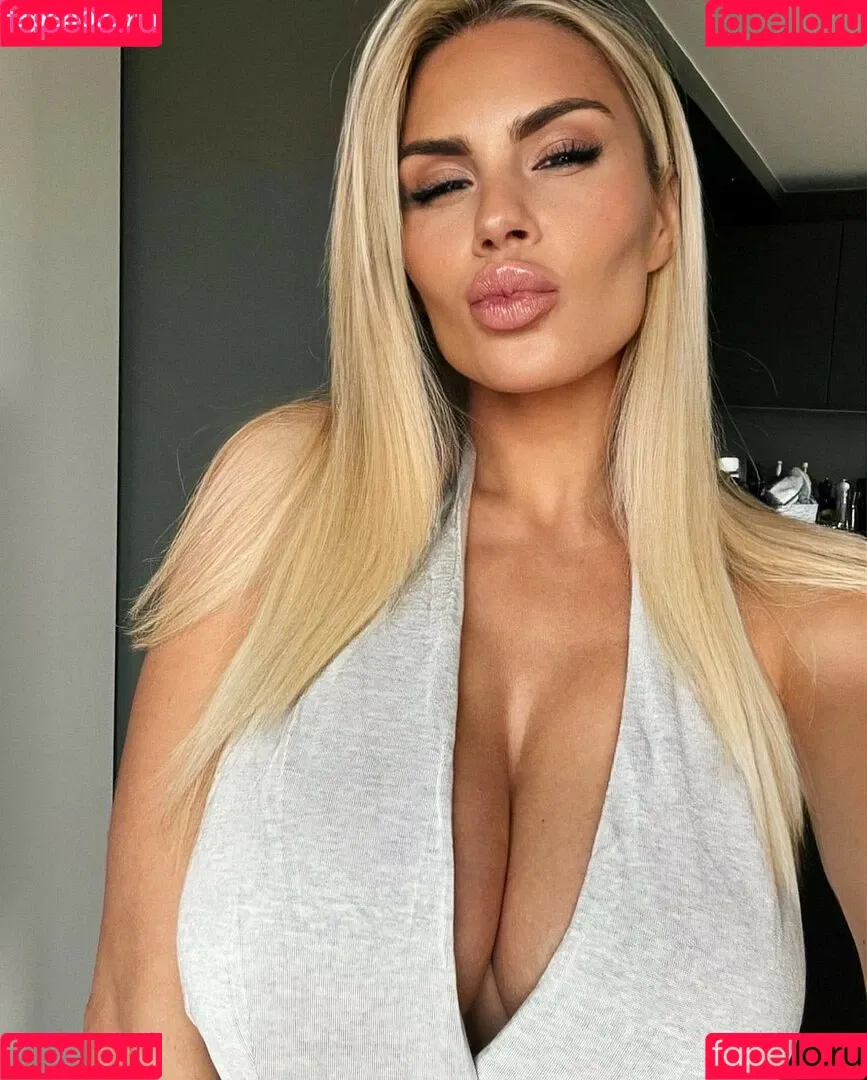 Fleur Conradi Onlyfans Photo Gallery 