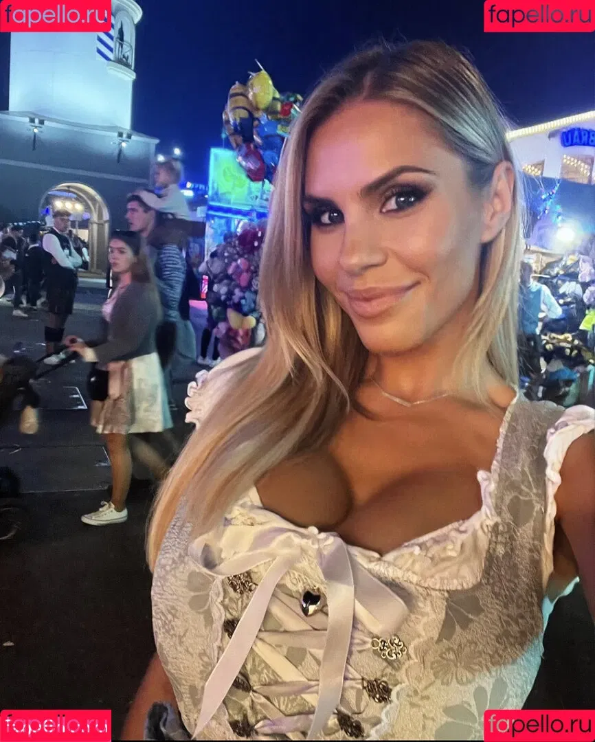 Fleur Conradi Onlyfans Photo Gallery 