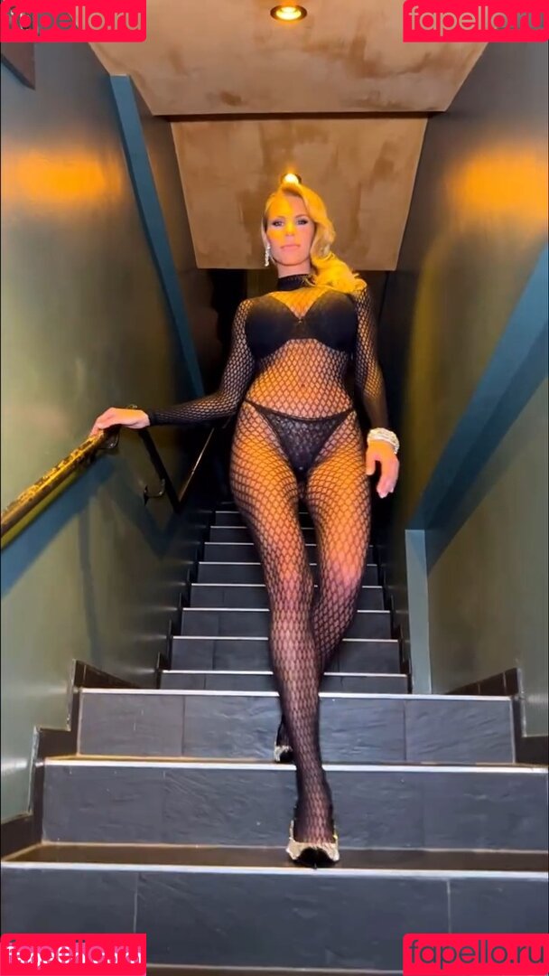 Fleur Conradi Onlyfans Photo Gallery 