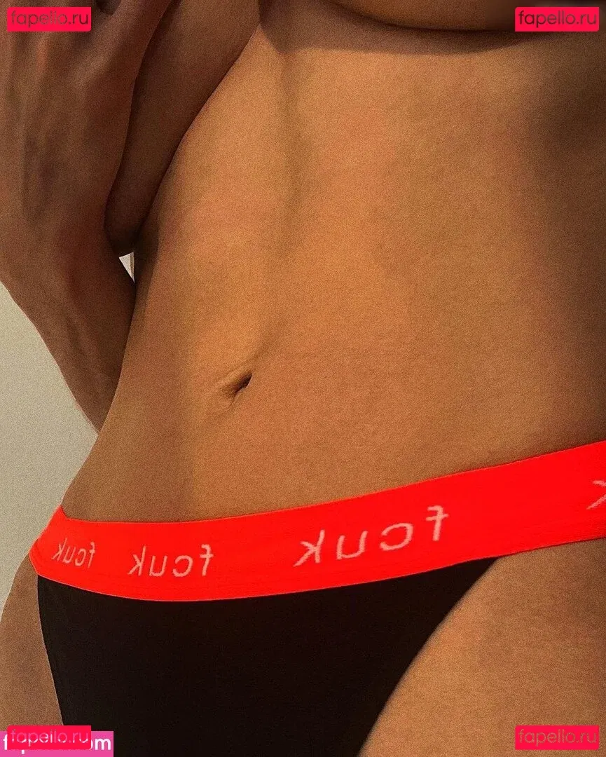 Fleur Conradi Onlyfans Photo Gallery 