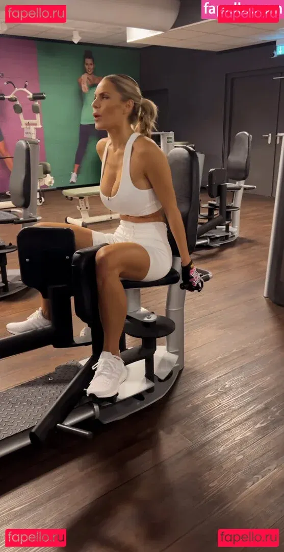 Fleur Conradi Onlyfans Photo Gallery 