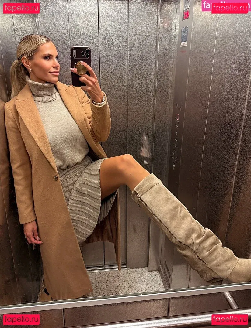 Fleur Conradi Onlyfans Photo Gallery 