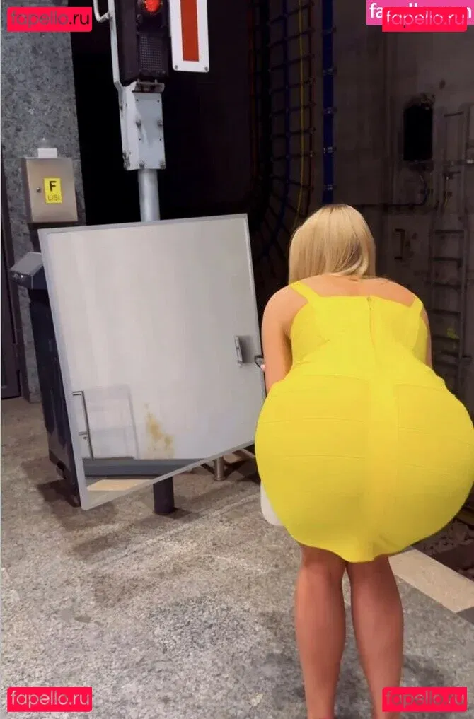 Fleur Conradi Onlyfans Photo Gallery 