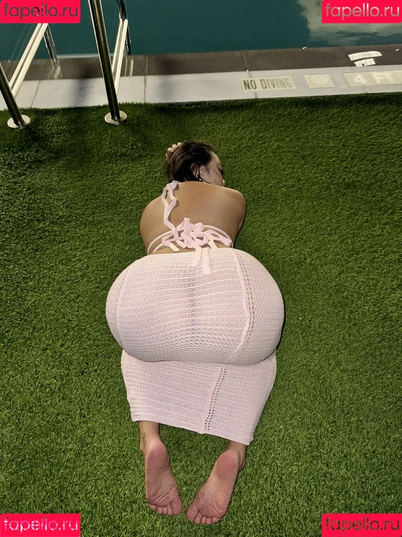 NikkiQ Onlyfans Photo Gallery 