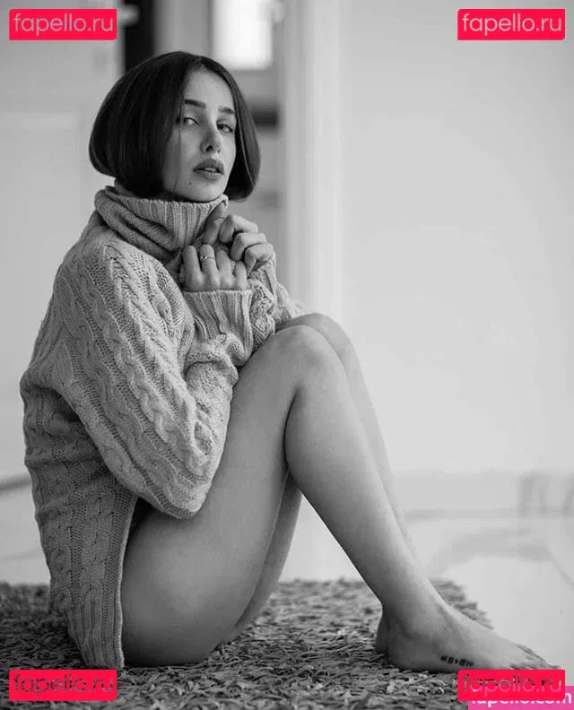 Emuna Zuzut Onlyfans Photo Gallery 