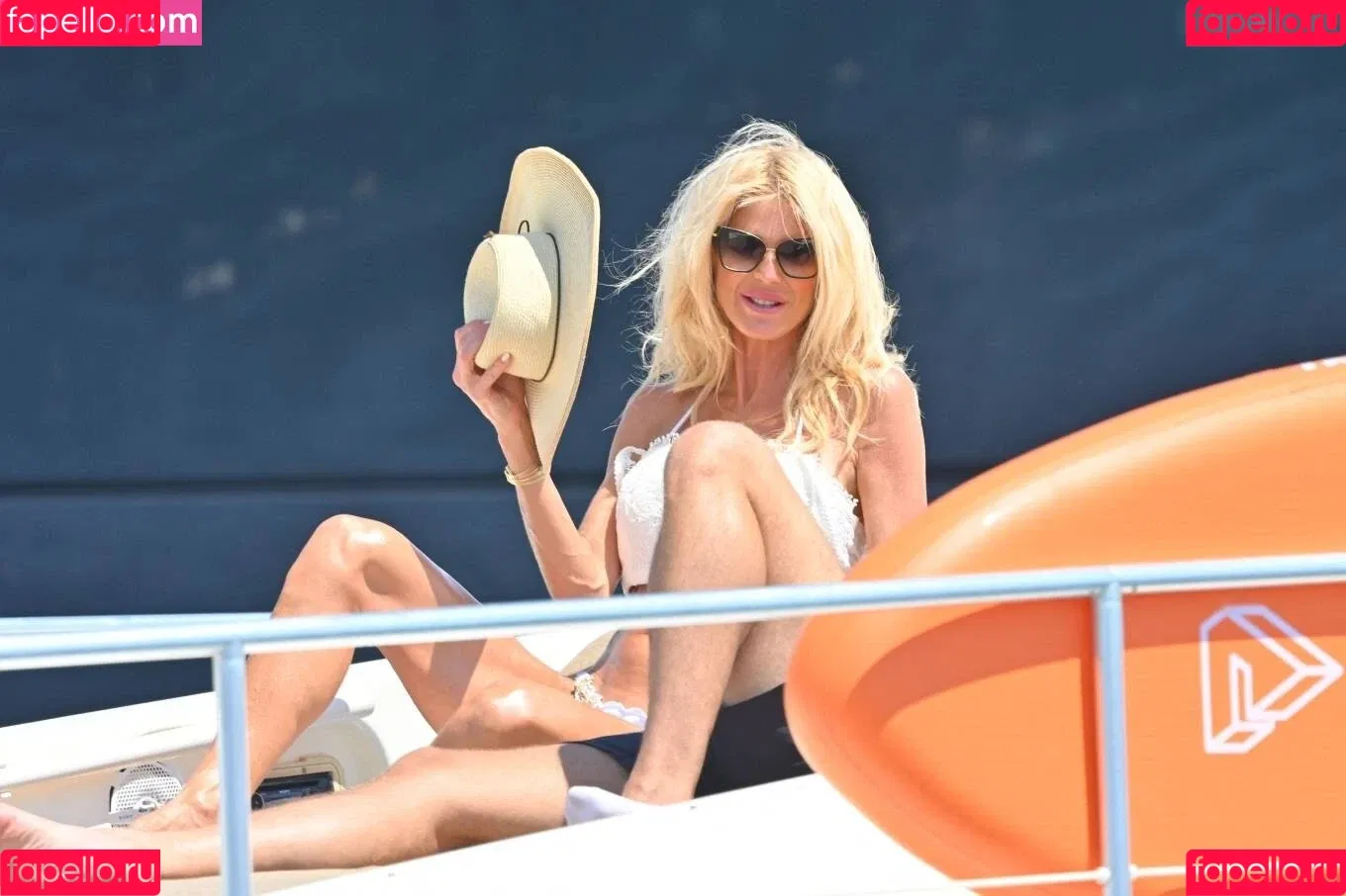 Victoria Silvstedt Onlyfans Photo Gallery 
