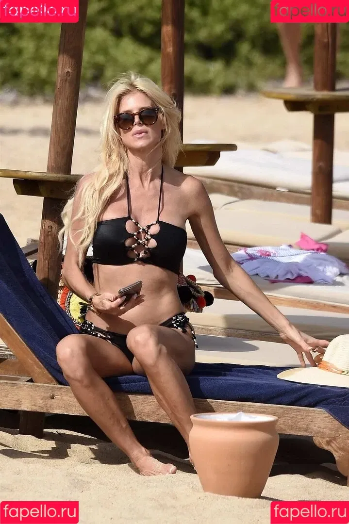 Victoria Silvstedt Onlyfans Photo Gallery 