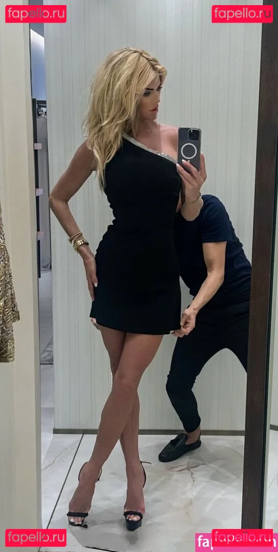 Victoria Silvstedt Onlyfans Photo Gallery 