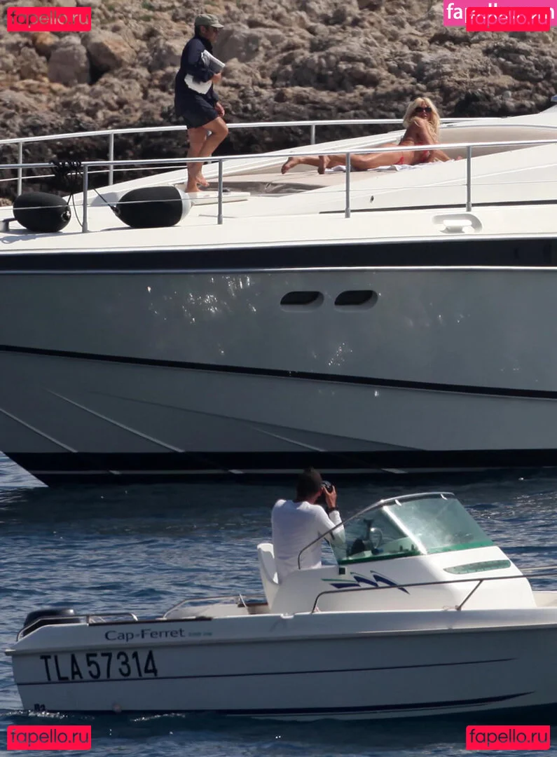 Victoria Silvstedt Onlyfans Photo Gallery 